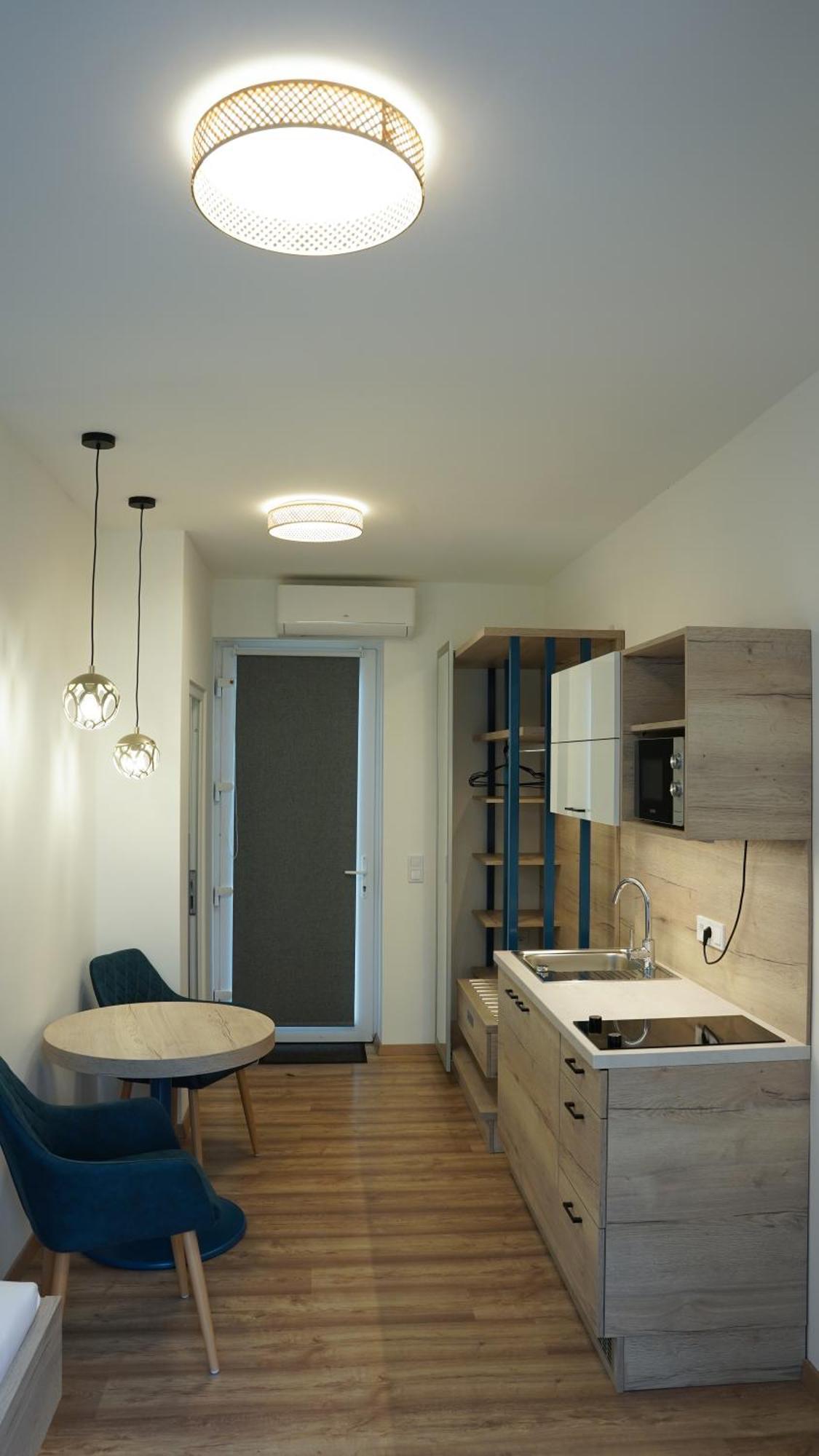 Fonyód Napsugar Club Es Panzio Bed & Breakfast エクステリア 写真