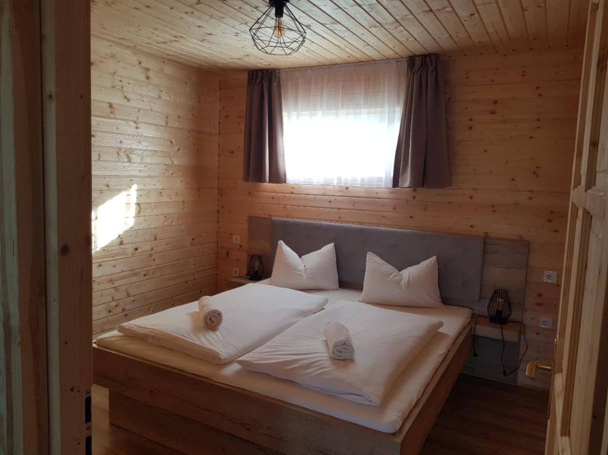 Fonyód Napsugar Club Es Panzio Bed & Breakfast エクステリア 写真