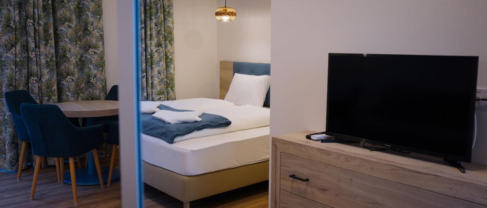 Fonyód Napsugar Club Es Panzio Bed & Breakfast エクステリア 写真